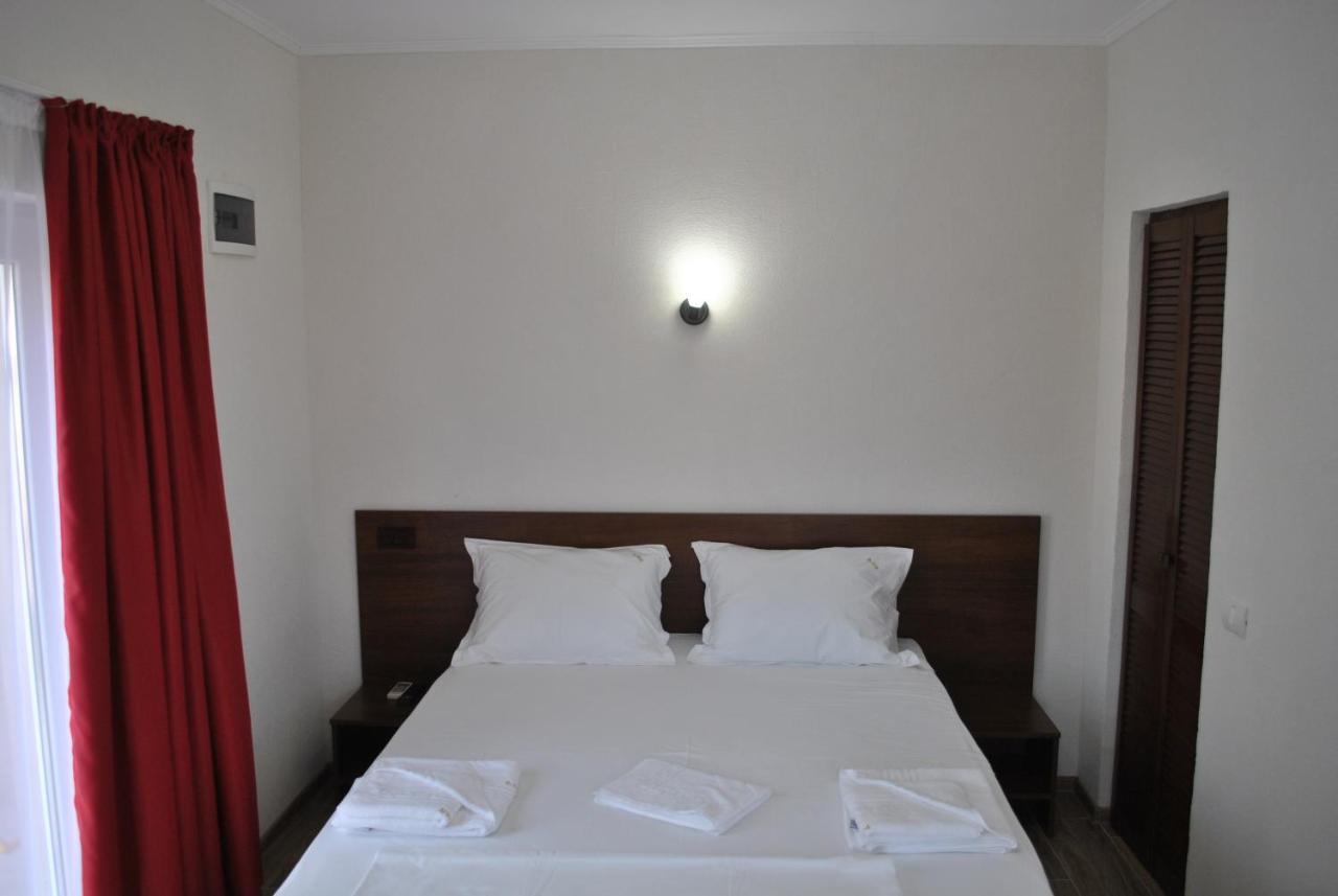 Vila Amir Vama Veche Luaran gambar